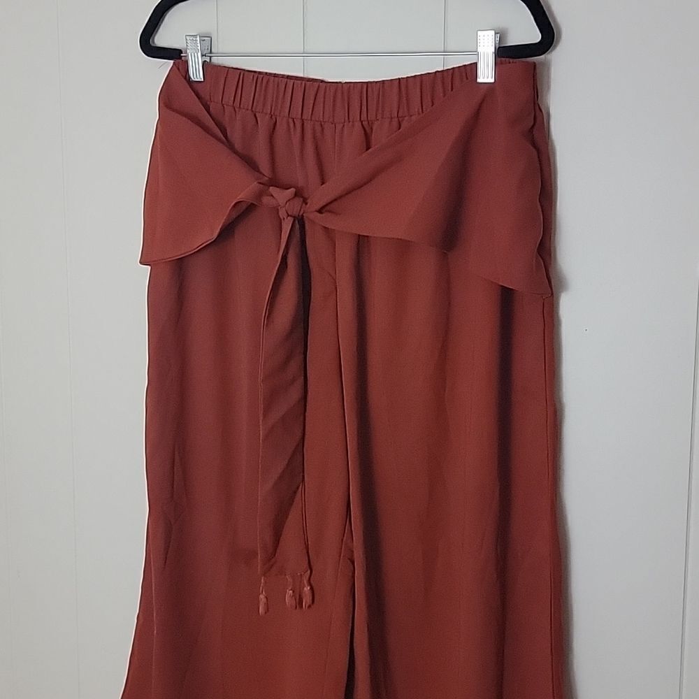 Rust crop pant - Picture 2 of 3